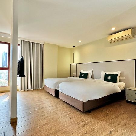 Pentafield City Residence Бангкок Экстерьер фото